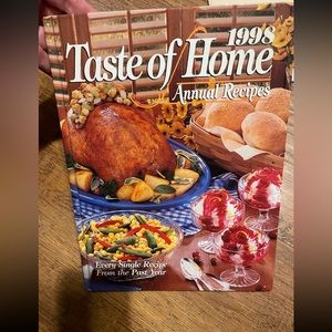 Vintage taste of home cookbook 1998 new hardcover